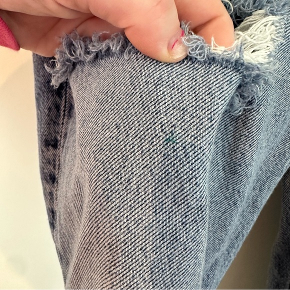 We The Free Free People Lita Light Wash Distressed High-Waisted Slim Leg Jean 28 - Picture 4 of 6